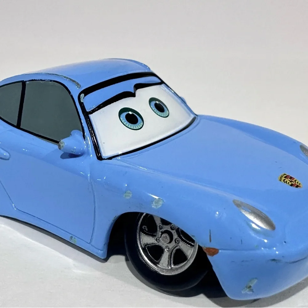 Disney store deluxe
